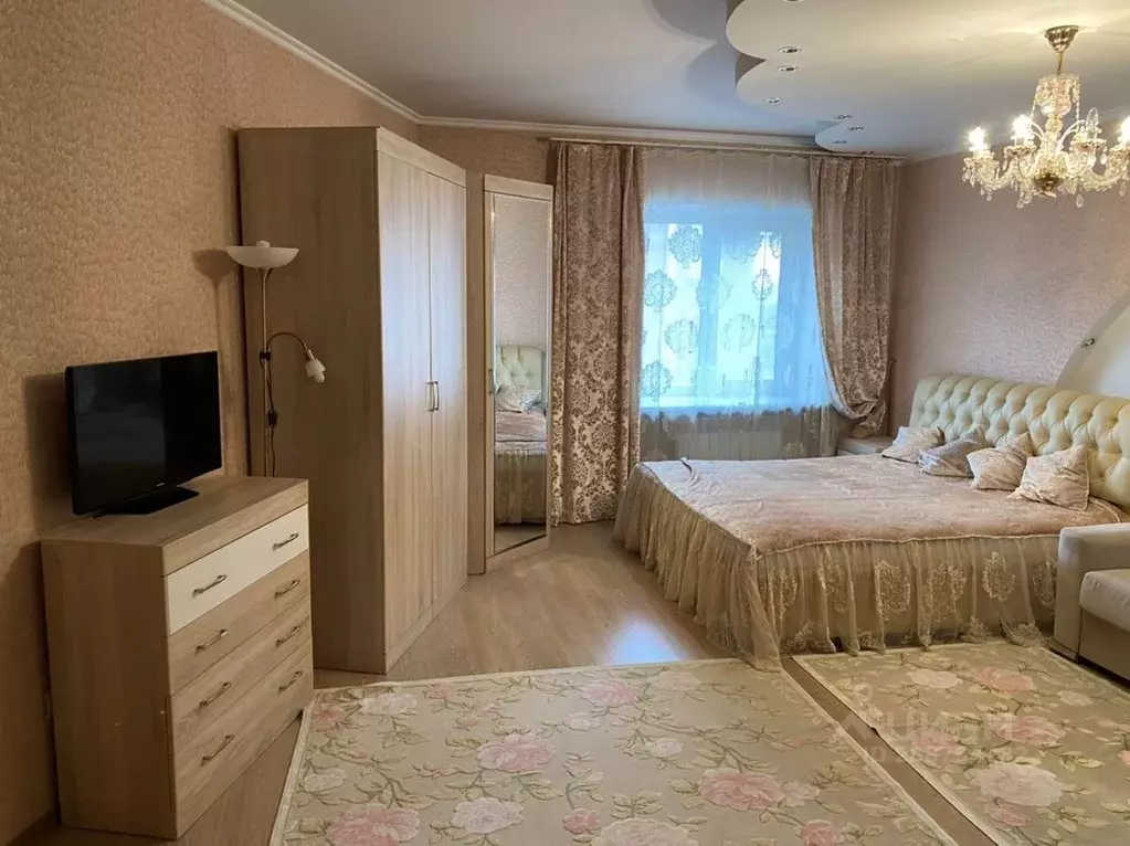 3-к кв. Тюменская область, Тюмень ул. Грибоедова, 6к1 (105.0 м) - Фото 2