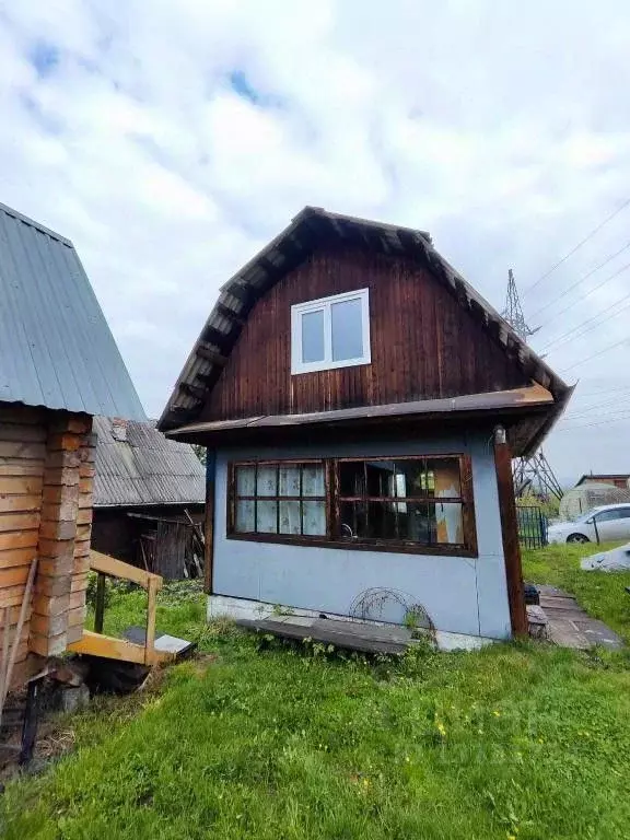 Дом в Кемеровская область, Новокузнецк ул. Хитарова (30 м) - Фото 1