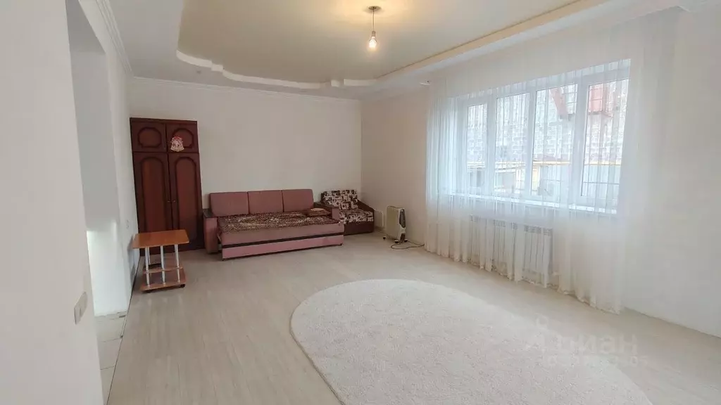 Дом в Оренбургская область, Оренбург Ипподромная ул. (237 м) - Фото 2