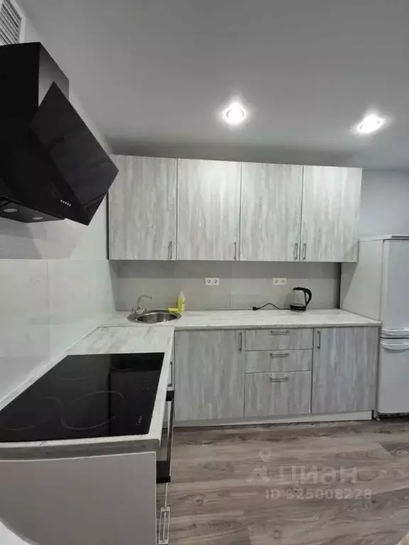 1-к кв. Татарстан, Казань ул. Братьев Батталовых, 20А (37.0 м) - Фото 1