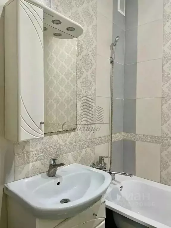 1-к кв. Белгородская область, Старый Оскол Степной мкр, 9 (51.2 м) - Фото 1