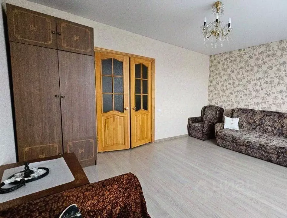 3-к кв. Омская область, Омск ул. Алексея Полторацкого, 52 (71.5 м) - Фото 1