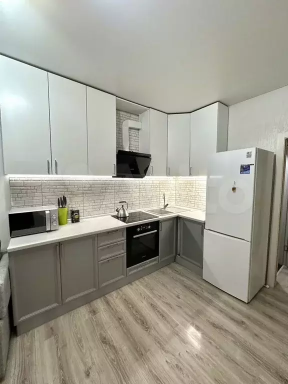 1-к. квартира, 44 м, 3/3 эт. - Фото 0
