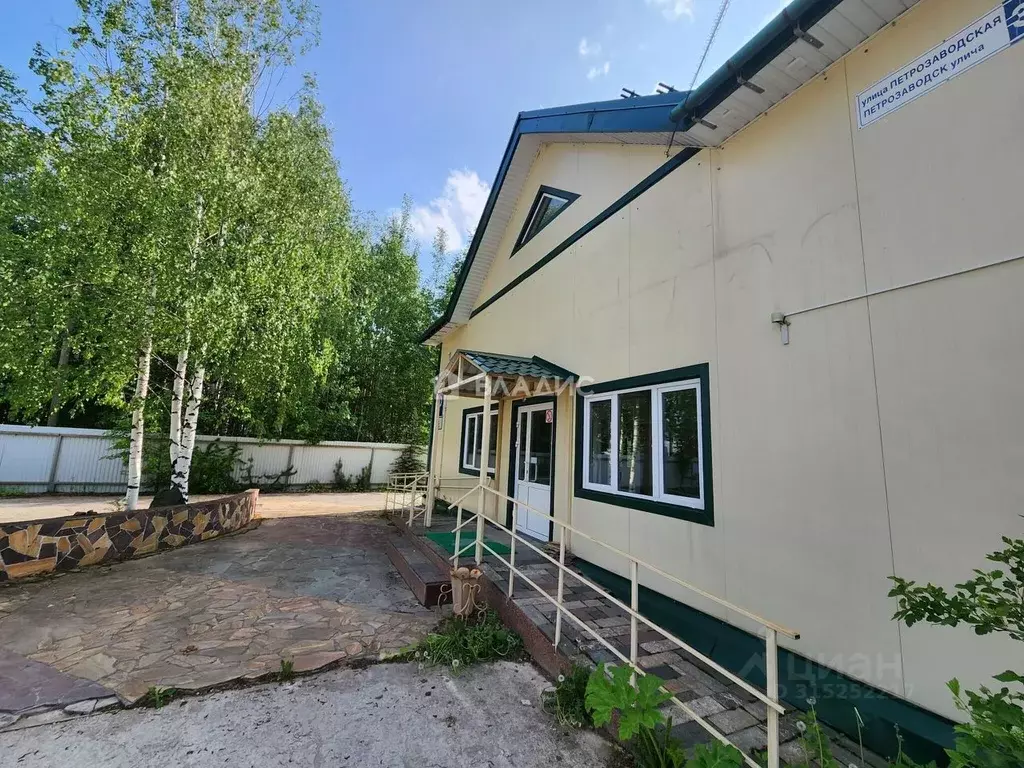 Помещение свободного назначения в Коми, Сыктывкар Петрозаводская ул., ... - Фото 1