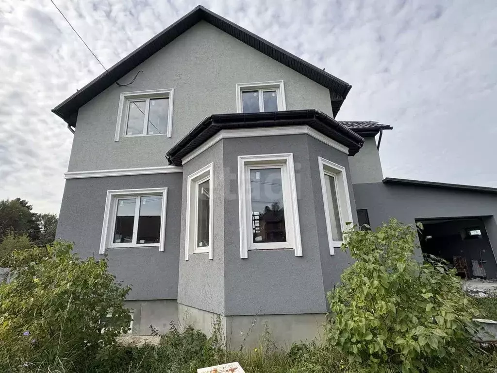 Дом в Калужская область, Калуга городской округ, д. Желыбино ул. ... - Фото 1