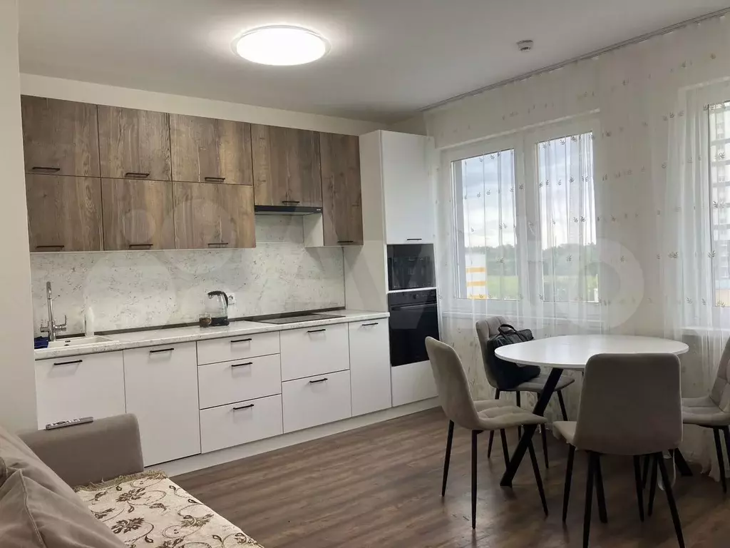 2-к. квартира, 51 м, 7/16 эт. - Фото 0