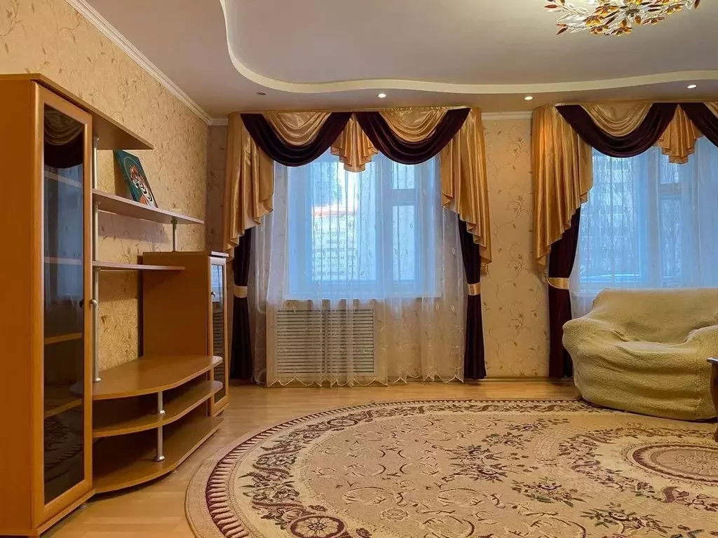 3-к кв. Татарстан, Казань ул. Юлиуса Фучика, 82 (90.4 м) - Фото 1