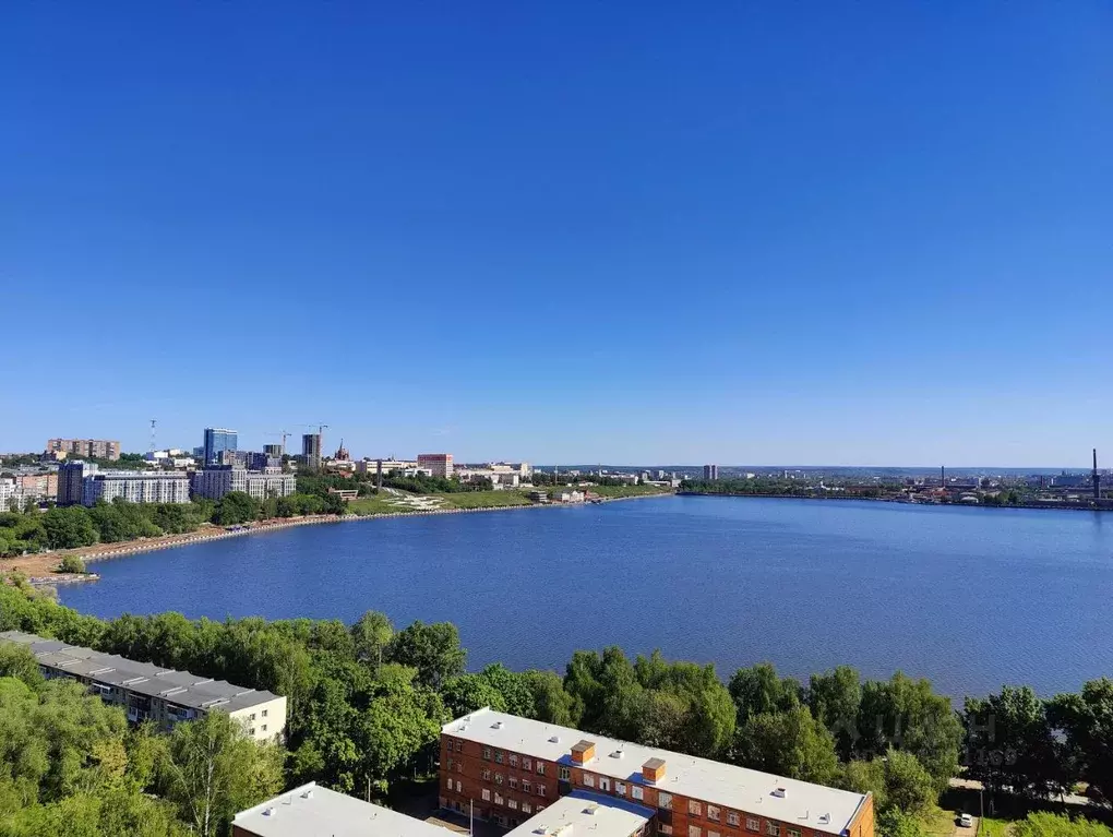3-к кв. Удмуртия, Ижевск ул. 50 лет Пионерии, 41 (65.0 м) - Фото 1