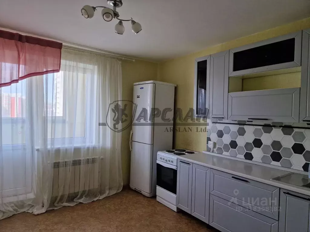 3-к кв. Татарстан, Казань ул. Наиля Юсупова, 13 (85.0 м) - Фото 0