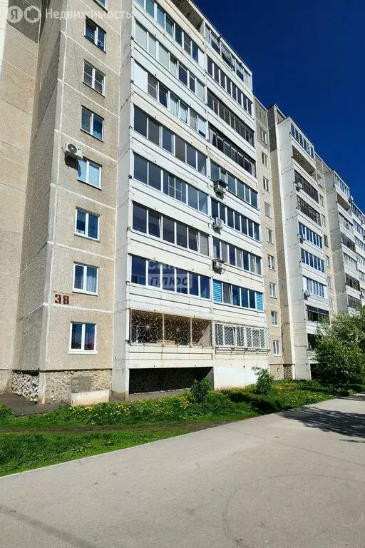 2-комнатная квартира: Каменск-Уральский, улица Суворова, 38 (50.1 м) - Фото 1