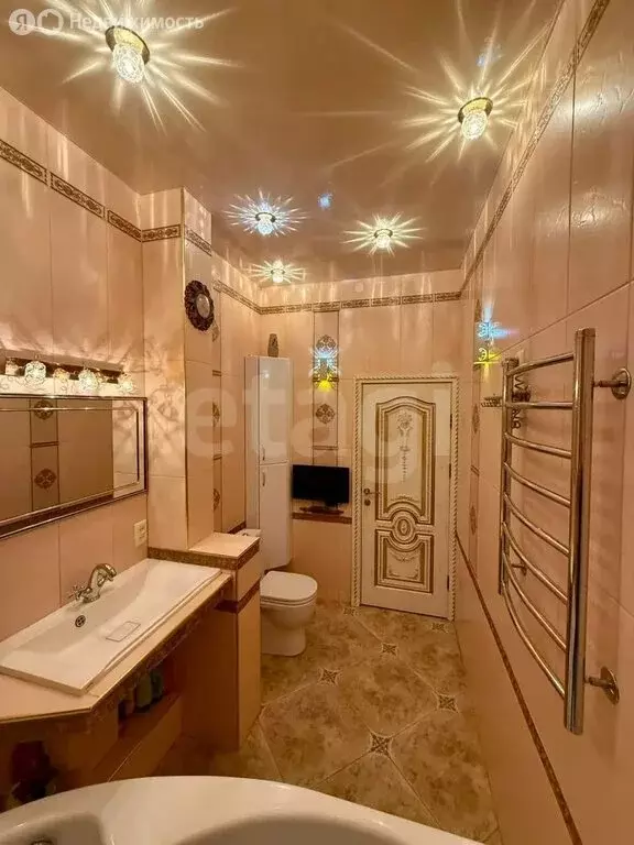 3-комнатная квартира: Челябинск, улица Энергетиков, 44 (70 м) - Фото 2