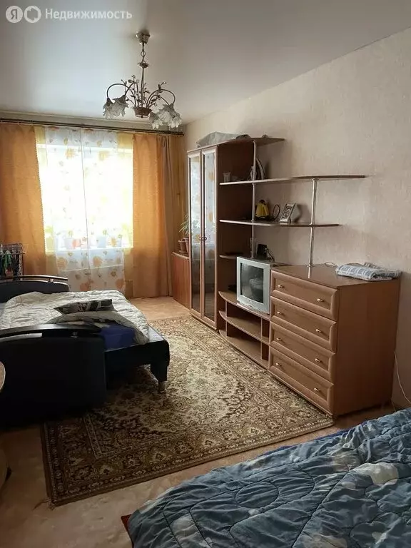 3-комнатная квартира: Энгельс, улица Марины Расковой, 27 (56 м) - Фото 1