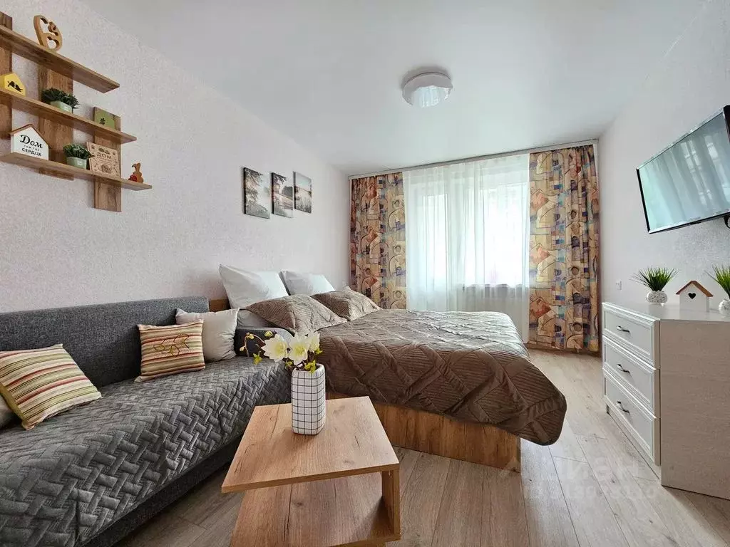 1-к кв. Вологодская область, Череповец Набережная ул., 35 (34.0 м) - Фото 1