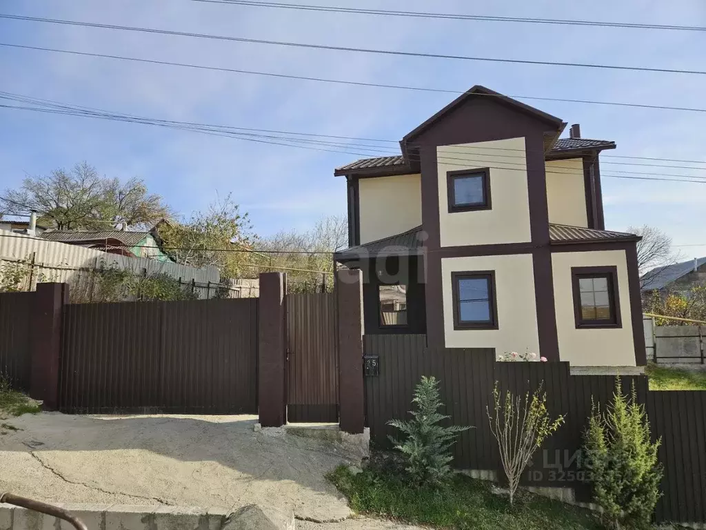 Дом в Краснодарский край, Новороссийск Батарейная ул. (121 м) - Фото 1