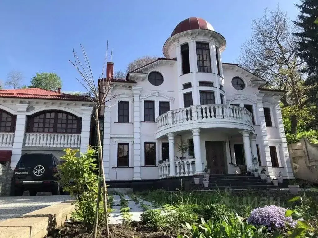 3-к кв. Ставропольский край, Кисловодск ул. Тельмана, 45А (150.0 м) - Фото 1