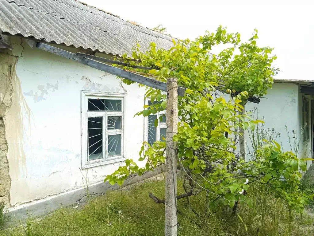 Дом в Крым, Кировский район, Первомайское с/пос, с. Ключевое ул. ... - Фото 2