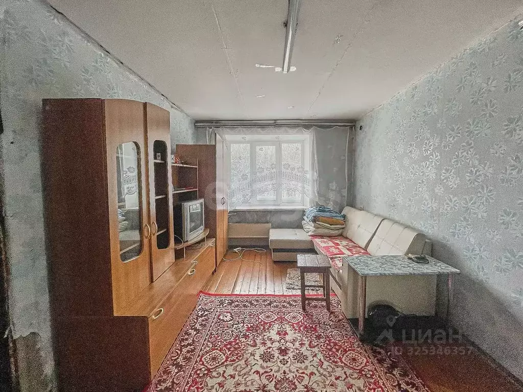 Комната Кемеровская область, Прокопьевск ул. Жолтовского, 7 (30.4 м) - Фото 1