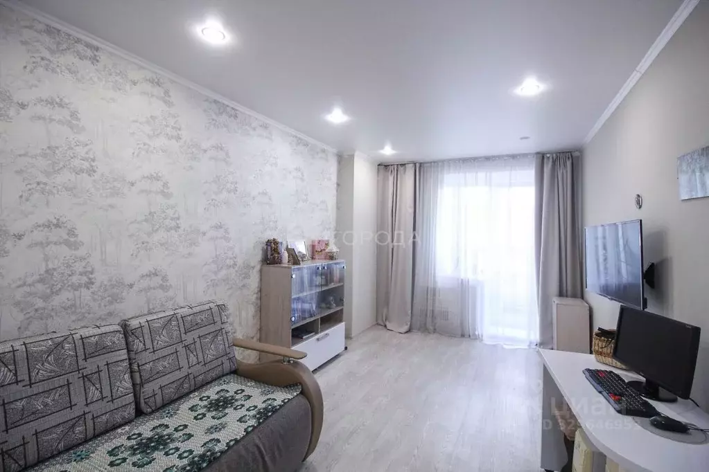 3-к кв. Алтайский край, Барнаул ул. Антона Петрова, 235Б (70.0 м) - Фото 0