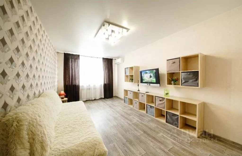 1-к кв. Саратовская область, Саратов ул. Имени В.Н. Симбирцева, 44 ... - Фото 0