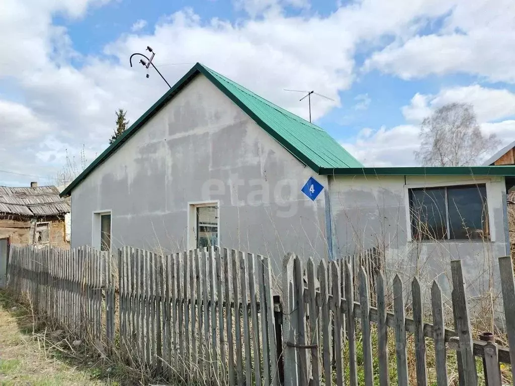 Дом в Кемеровская область, Кемерово Брестская ул. (47 м) - Фото 1