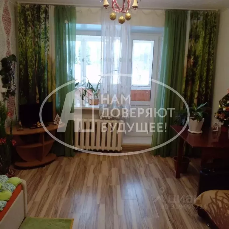 2-к кв. Удмуртия, Глазовский район, д. Адам Советская ул., 10 (48.3 м) - Фото 0