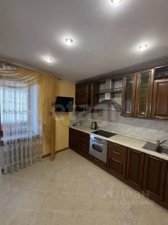 2-к кв. Башкортостан, Уфа ул. Братьев Кадомцевых, 12/2 (86.0 м) - Фото 1