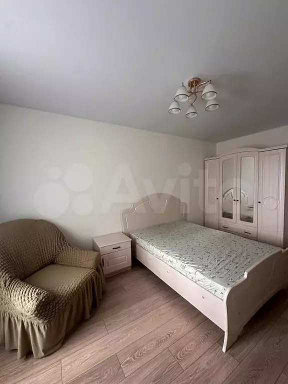 1-к. квартира, 40 м, 3/15 эт. - Фото 1