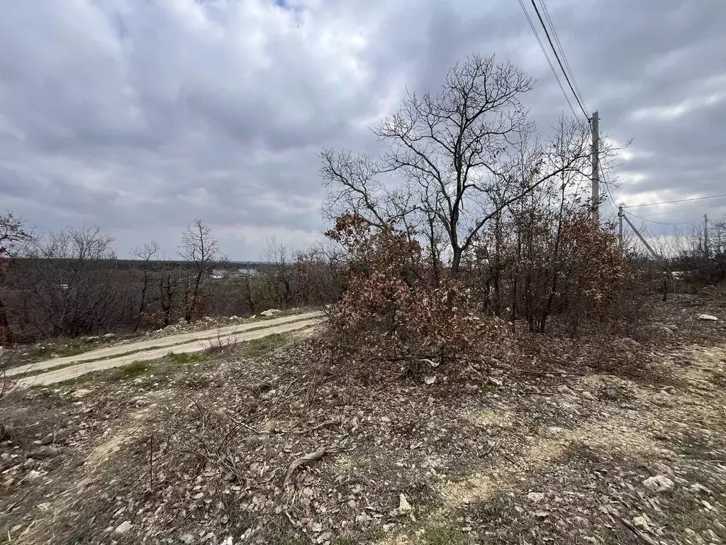 Участок в Севастополь ул. Ясеневая (5.9 сот.) - Фото 1