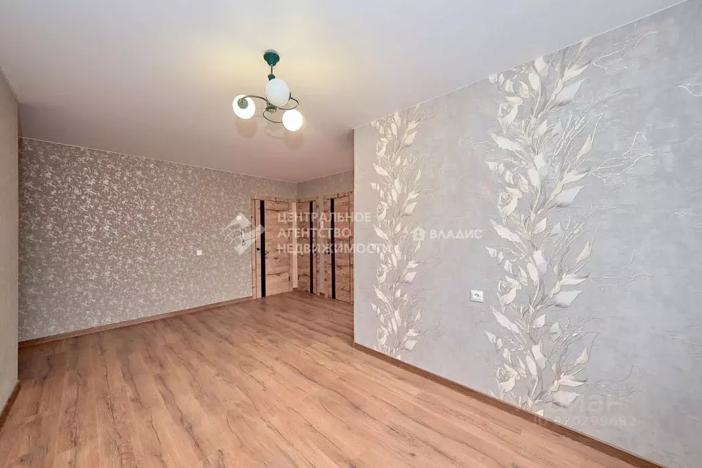 2-к кв. Рязанская область, Рязань ул. Бирюзова, 15к2 (57.3 м) - Фото 2