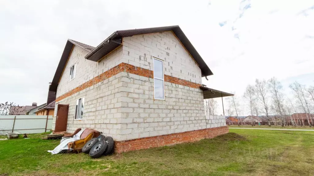 Дом в Белгородская область, Белгородский район, Разумное рп ул. ... - Фото 1