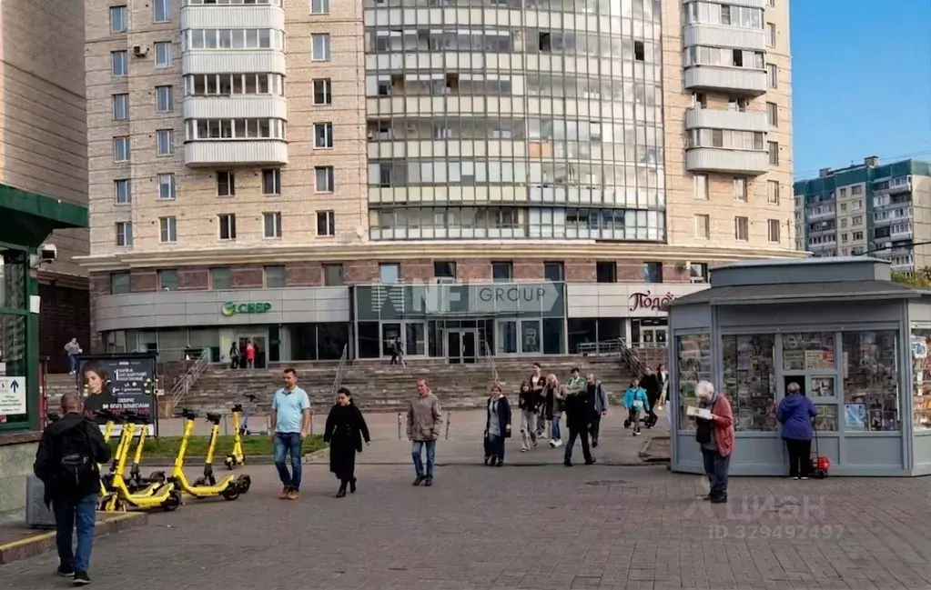Торговая площадь в Санкт-Петербург Комендантский просп., 13к1 (220 м) - Фото 2
