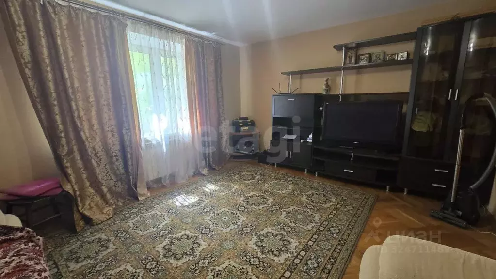 2-к кв. Смоленская область, Смоленск ул. Кирова, 26а (61.7 м) - Фото 1