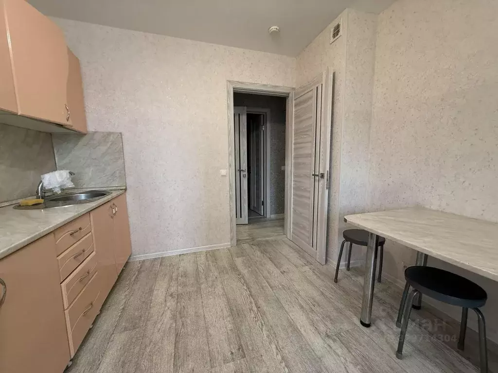 2-к кв. Татарстан, Альметьевск ул. Шевченко, 142 (74.0 м) - Фото 1