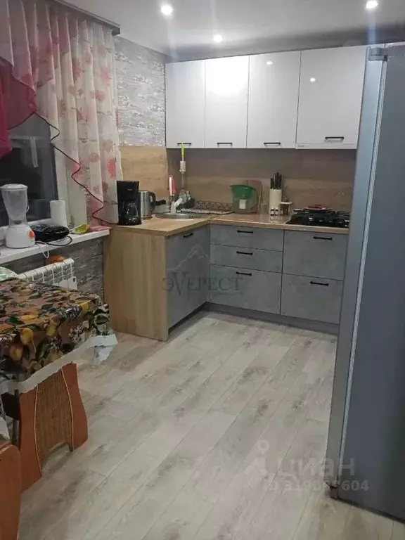 Дом в Белгородская область, Старооскольский городской округ, с. ... - Фото 1
