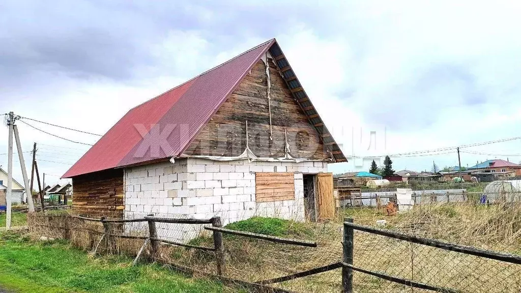 Дом в Новосибирская область, Колыванский район, д. Воробьево ул. ... - Фото 1