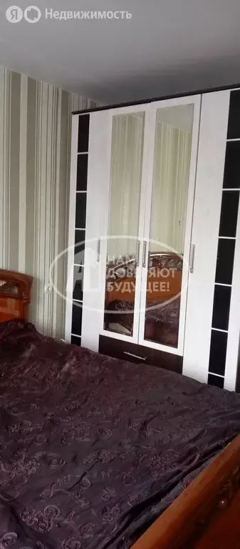 3-комнатная квартира: Краснокамск, улица Чапаева, 44 (71 м) - Фото 1