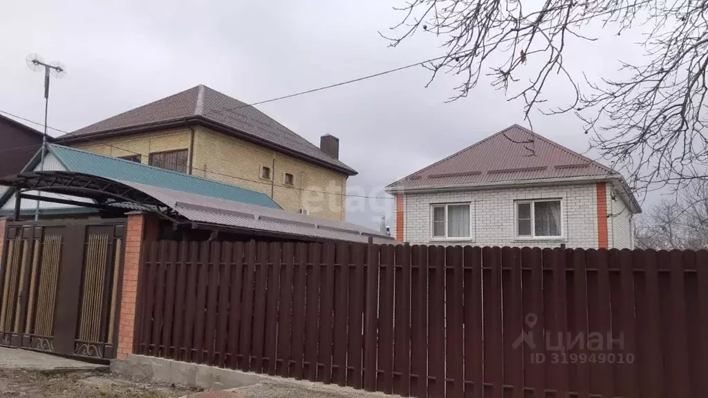 Дом в Ставропольский край, Ставрополь Коллективная ул., 104 (144 м) - Фото 1