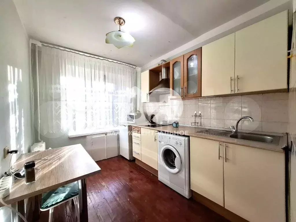 1-к. квартира, 39 м, 6/9 эт. - Фото 0