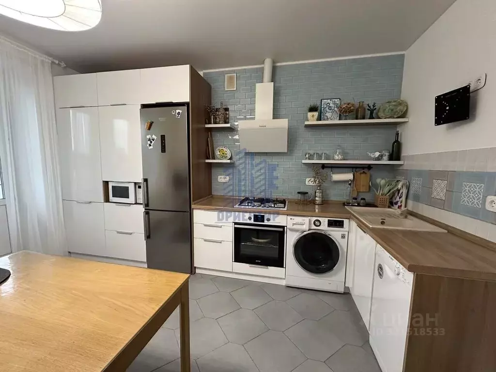 3-к кв. Чувашия, Чебоксары ул. Мате Залка, 14к4 (89.0 м) - Фото 2