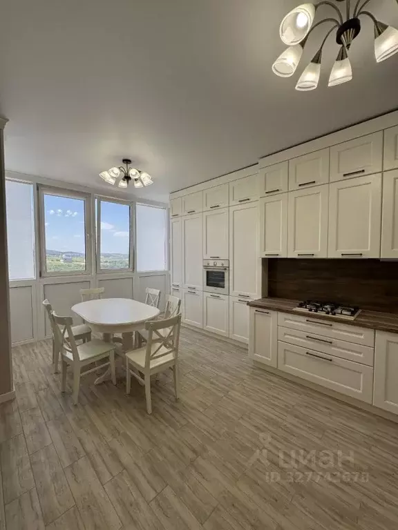 3-к кв. Кабардино-Балкария, Нальчик ул. Атажукина (98.1 м) - Фото 2