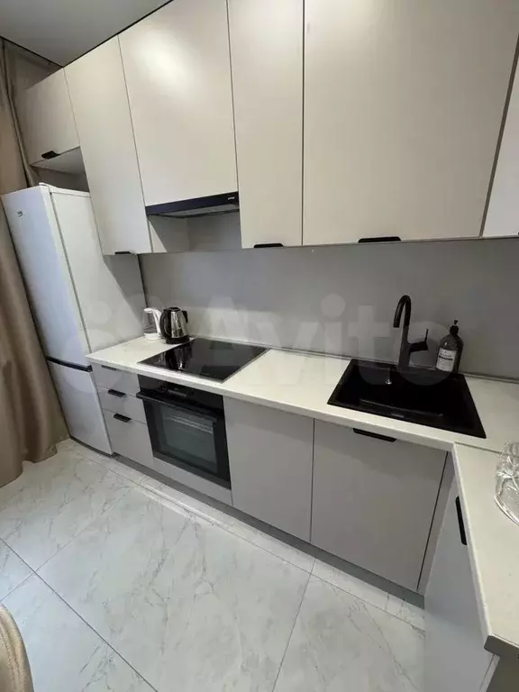 2-к. квартира, 55 м, 17/25 эт. - Фото 0