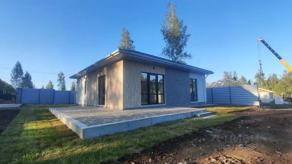 Дом в Курская область, Октябрьский район, Прямицыно муниципальное ... - Фото 1