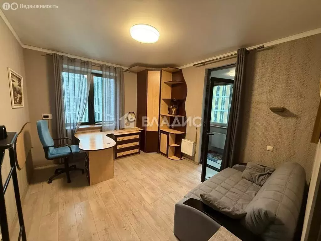 3-комнатная квартира: Москва, Кронштадтский бульвар, 6к2 (71 м) - Фото 1