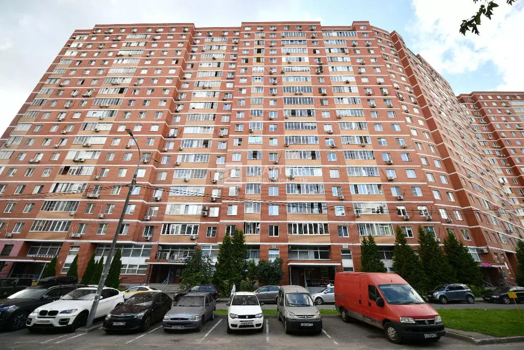 Продается 1-комнатная квартира - Фото 1