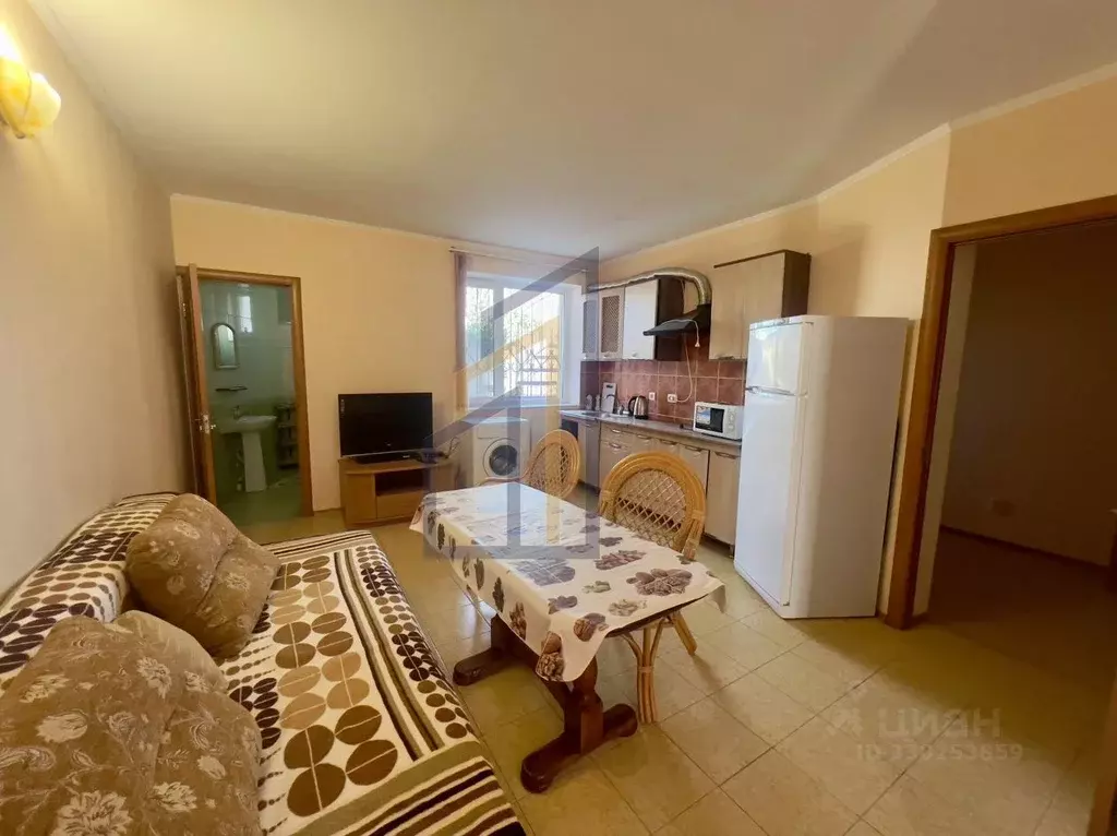 Дом в Крым, Сакский район, Штормовское с/пос, Парус кп 88 (93 м) - Фото 1