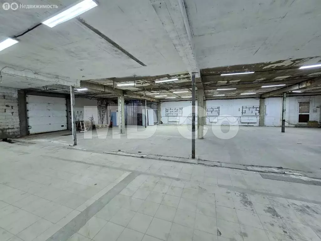 Помещение свободного назначения (400 м) - Фото 1