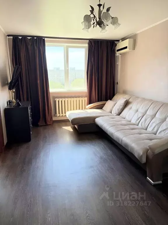 1-к кв. Оренбургская область, Оренбург ул. Чкалова, 6 (32.0 м) - Фото 0