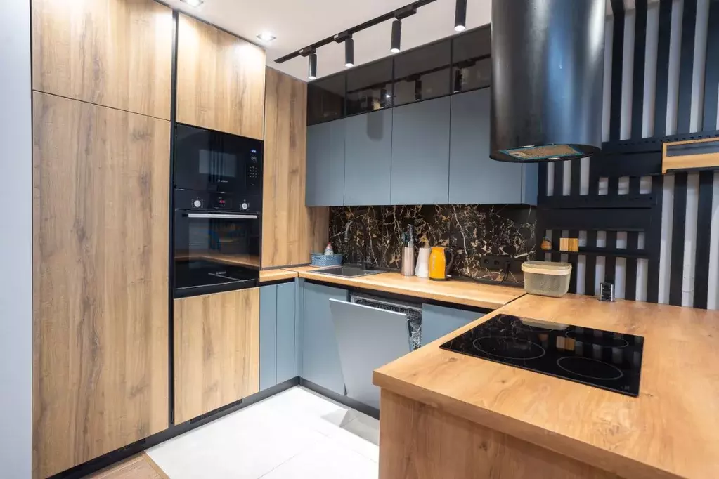 2-к кв. Санкт-Петербург ул. Парфеновская, 4 (80.0 м) - Фото 1