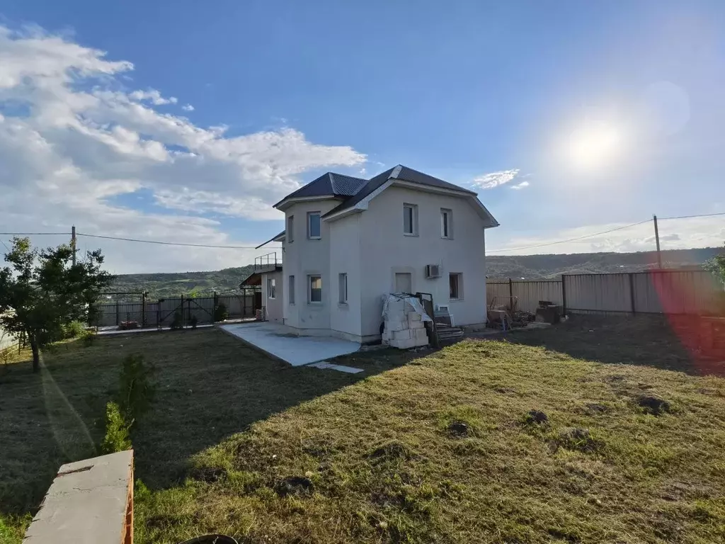 Дом в Саратовская область, Саратов ул. Нижняя Рокотовская, 16 (170 м) - Фото 2