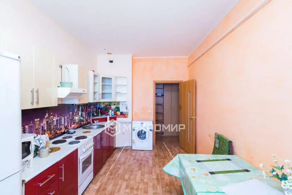 2-к кв. Ханты-Мансийский АО, Сургут тракт Тюменский, 2 (66.5 м) - Фото 1